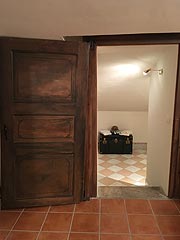 Blick ins Bad in der Villa Cantoni (©Foto: Marikka-Laila Maisel)